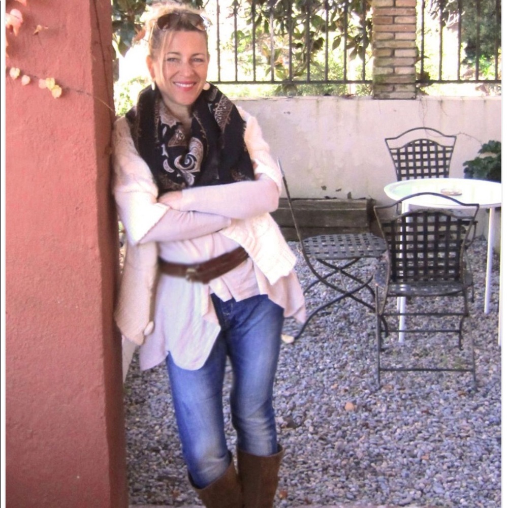 Meet your Posher, Julie